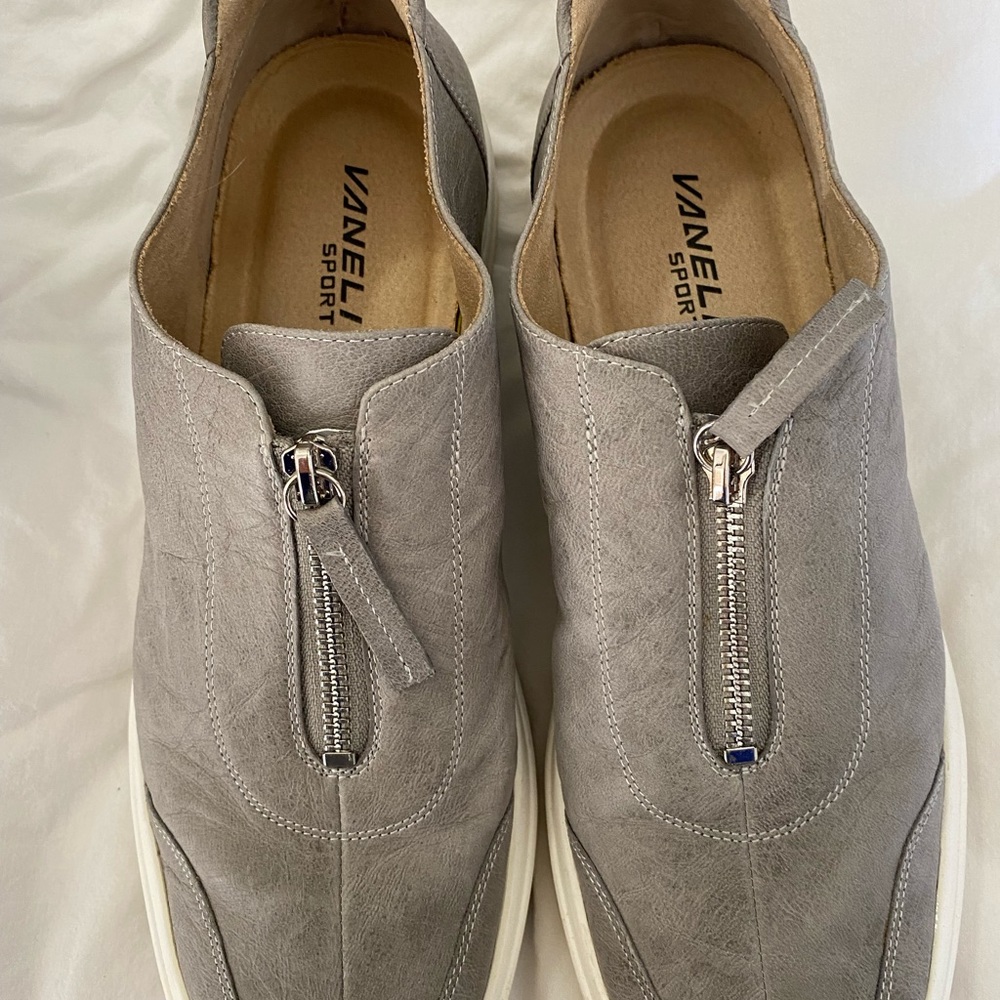 Vaneli Sport casual shoe by Marmi. Grey leather upper.